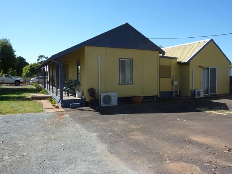 1 Cobar St, Nyngan NSW 2825