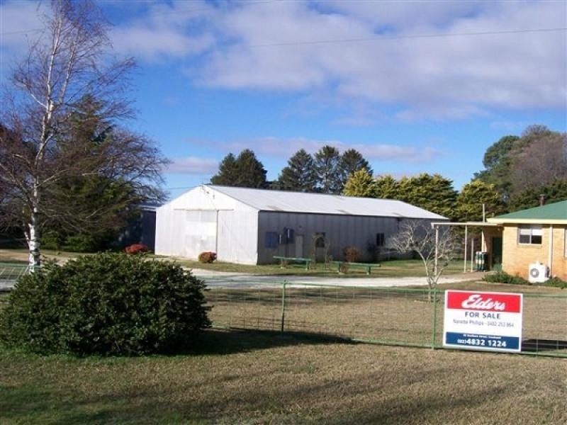 37 Crookwell Rd, Laggan NSW 2583