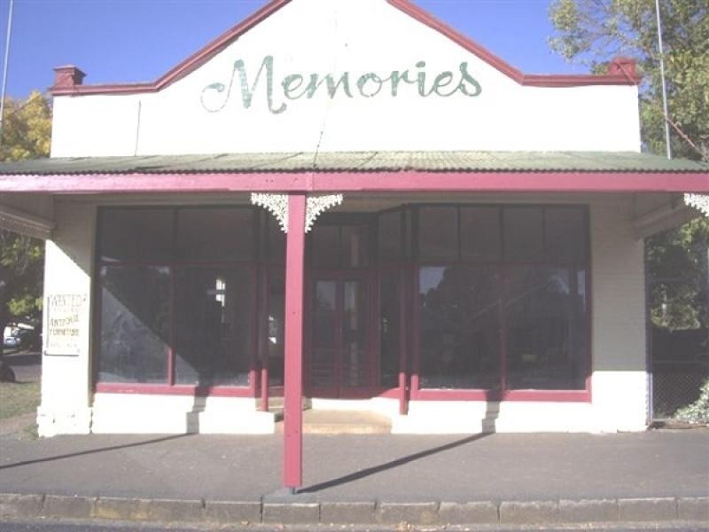 163 165 167 Goulburn Street, Crookwell NSW 2583