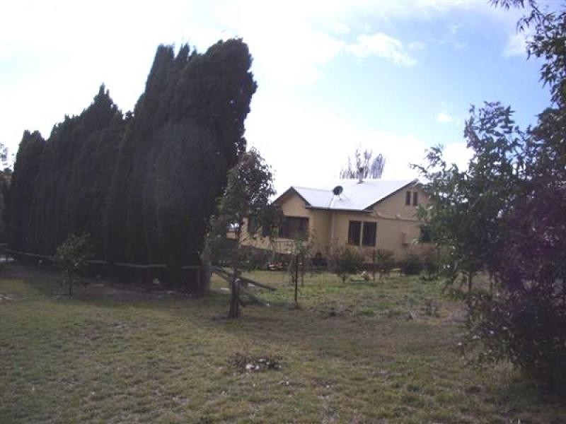 575 c Middle Arm Road, Roslyn NSW 2580