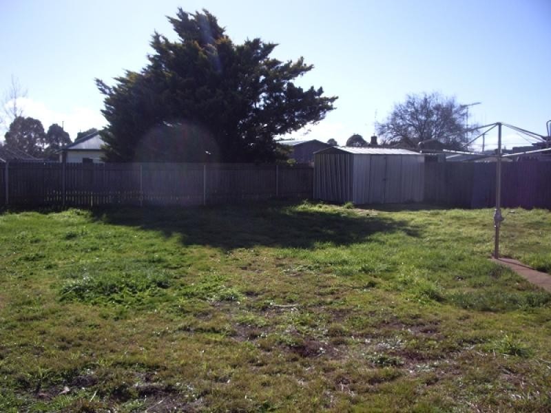 11 Roslyn Street, Crookwell NSW 2583