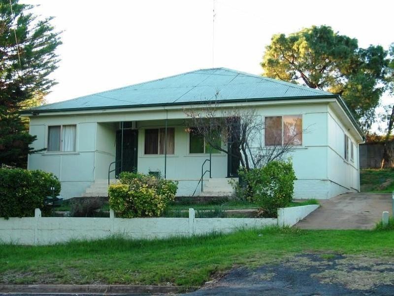 69 Melbourne Street, Narrandera NSW 2700