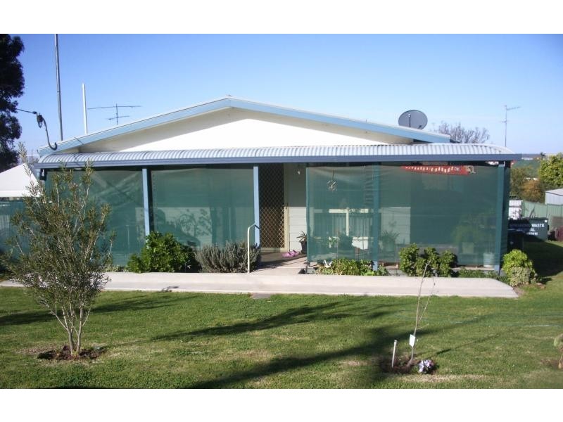 50 Roslyn Street, Narrandera NSW 2700