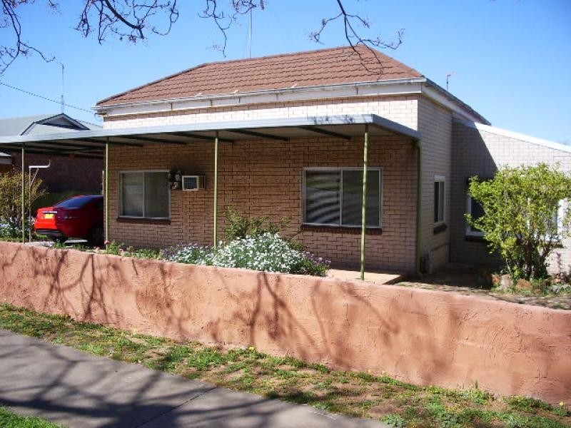 26 King Street, Narrandera NSW 2700