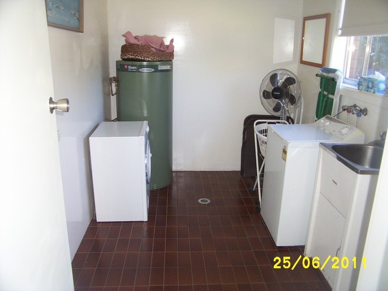 69 ELIZABETH, Narrandera NSW 2700