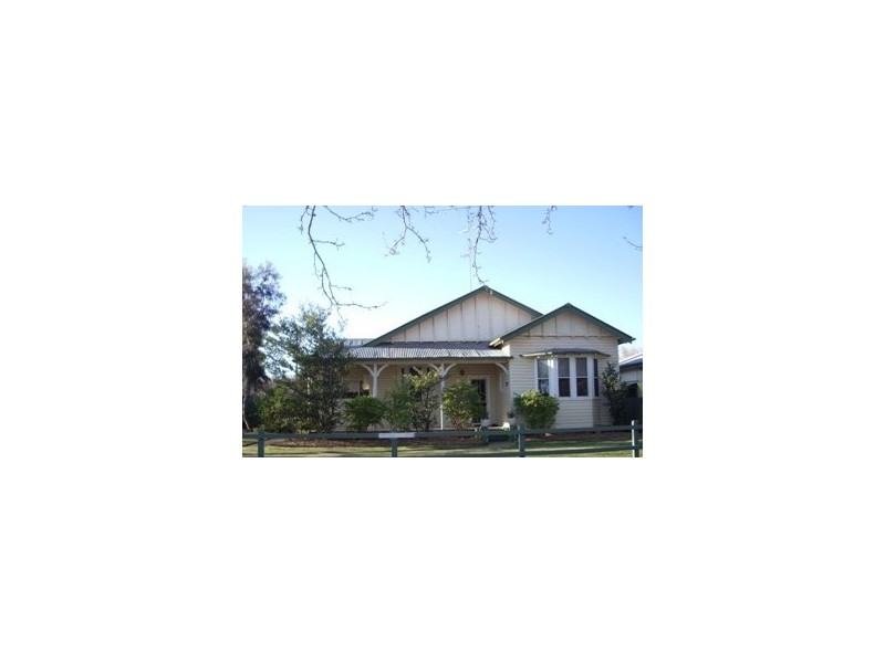 19 VICTORIA, Narrandera NSW 2700