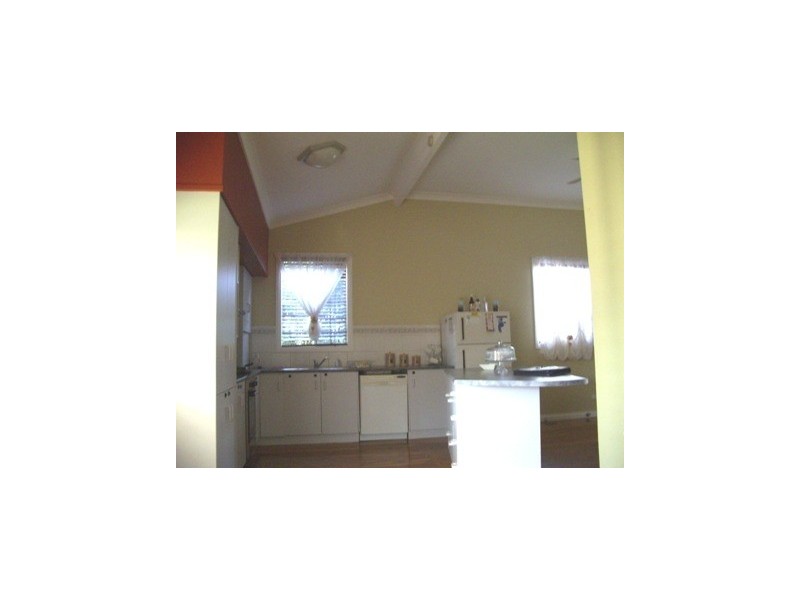 19 VICTORIA, Narrandera NSW 2700