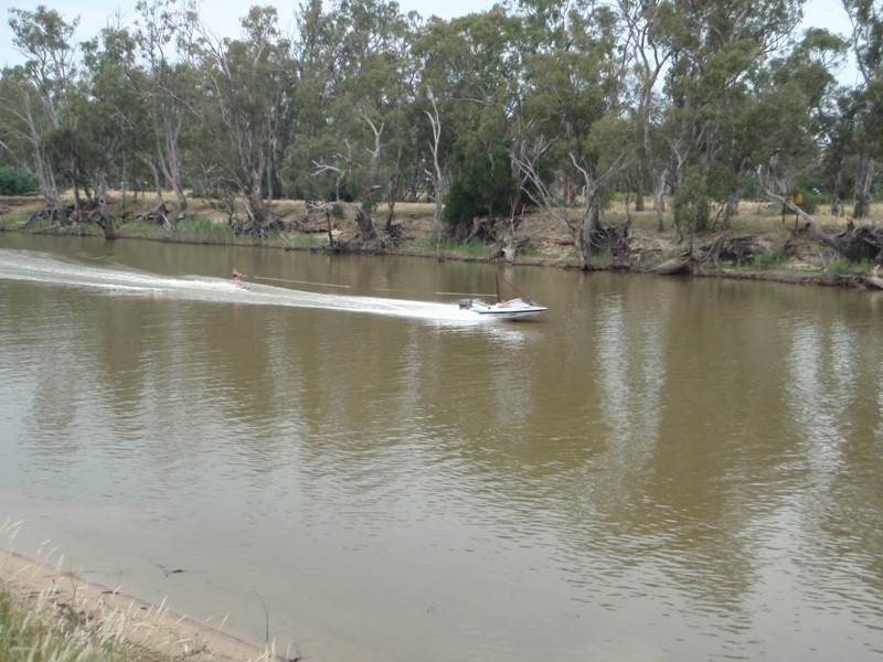 118 Boggy Creek Road, Deniliquin NSW 2710