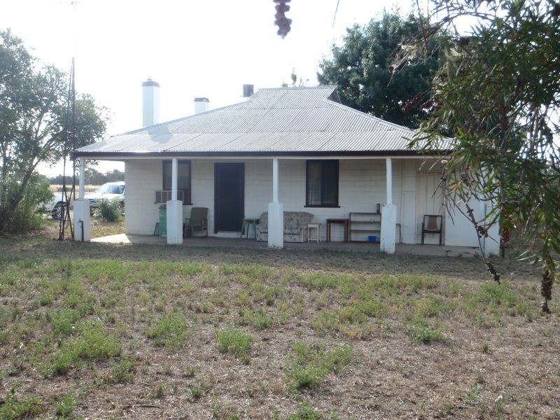 00 Howe St, Finley NSW 2713