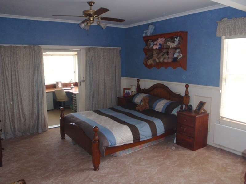 1 Walliston Road, Deniliquin NSW 2710