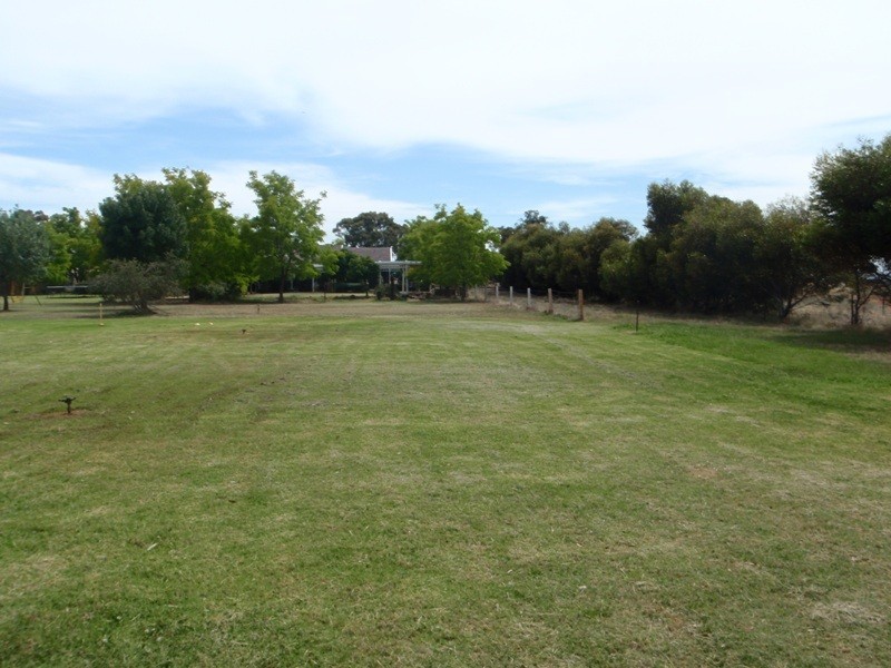 1 Walliston Road, Deniliquin NSW 2710