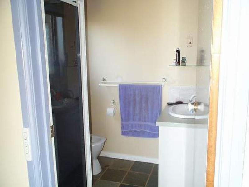 10 WARRALONG COURT, Leongatha VIC 3953