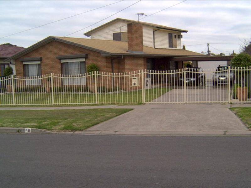 58 MILLS STREET, Heyfield VIC 3858
