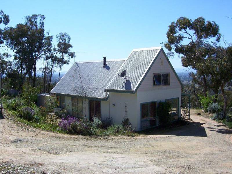 57 ORCHARD DRIVE, Glenrowan VIC 3675
