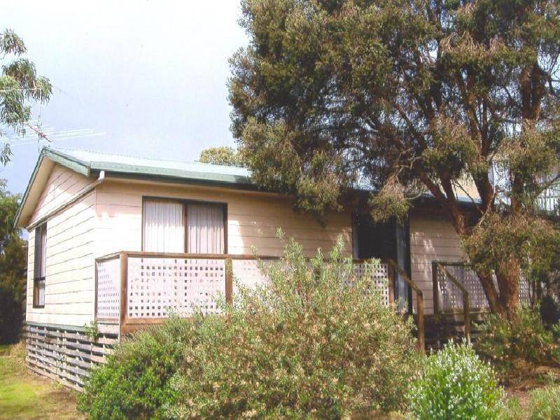 8 SYDNEY STREET, Nelson VIC 3292