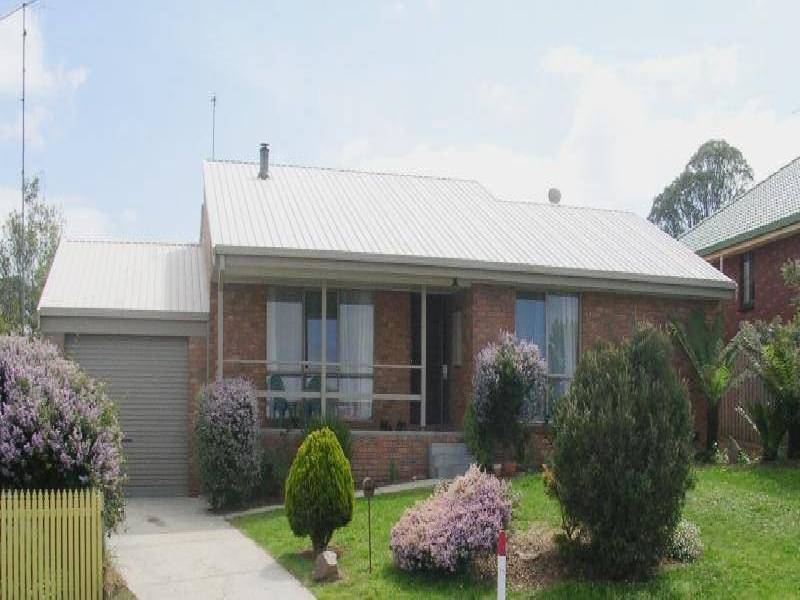Bairnsdale VIC 3875