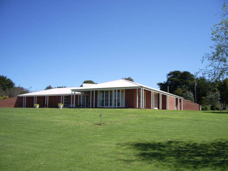 Crossley VIC 3283