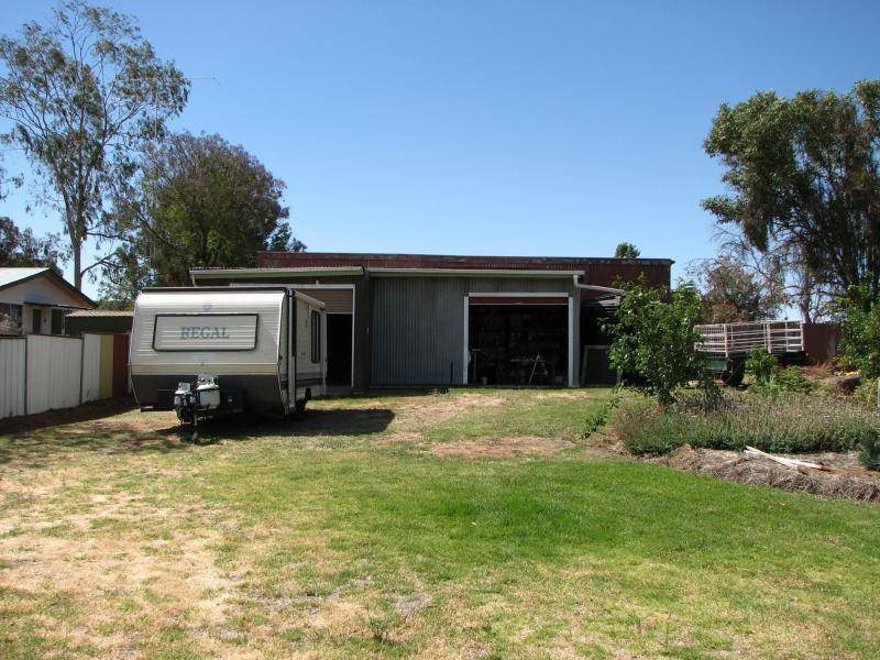 27 WATERMAIN STREET, Narrandera NSW 2700