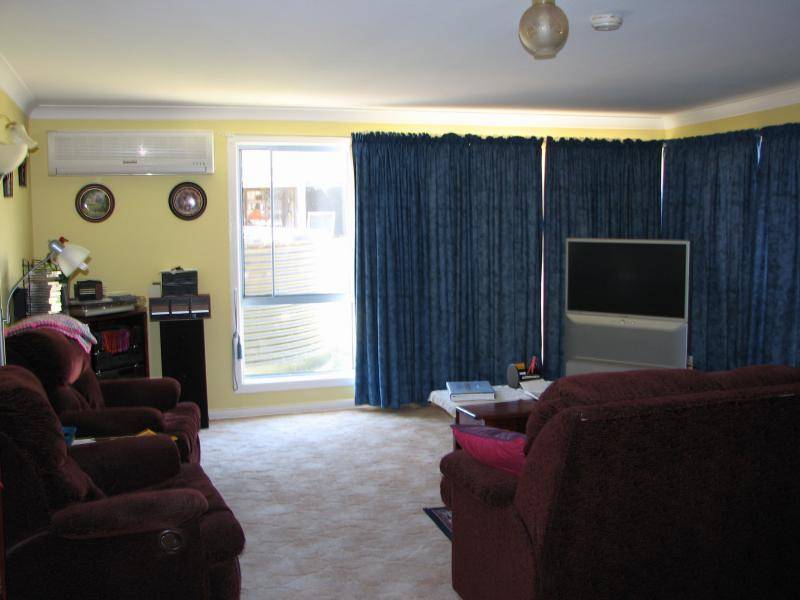 27 WATERMAIN STREET, Narrandera NSW 2700