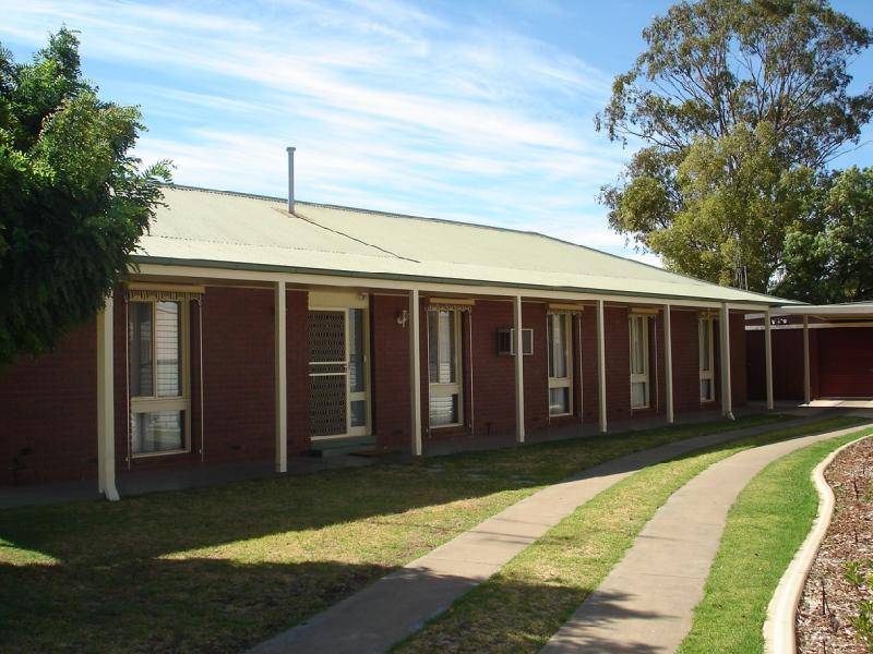 10 UNDERWOOD GROVE, Kyabram VIC 3620