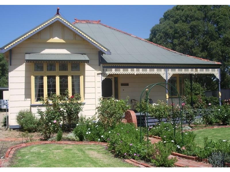 20 MCFARLANE STREET, Heyfield VIC 3858