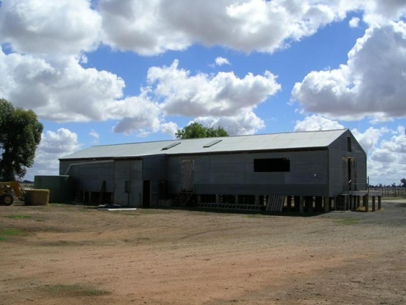 Oaklands NSW 2646