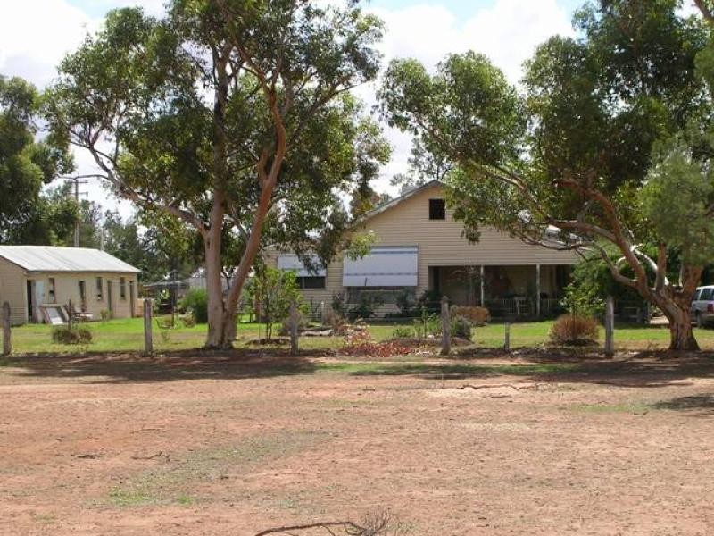 Oaklands NSW 2646