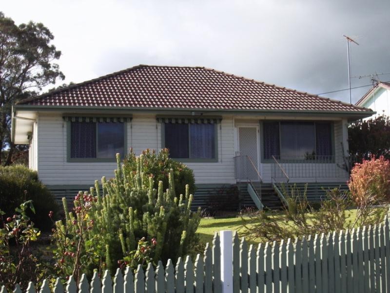 16 BYRNE STREET, Leongatha VIC 3953