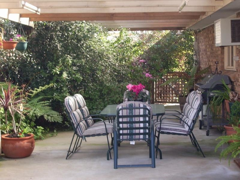 8 LEAHE CLOSE, Sale VIC 3850