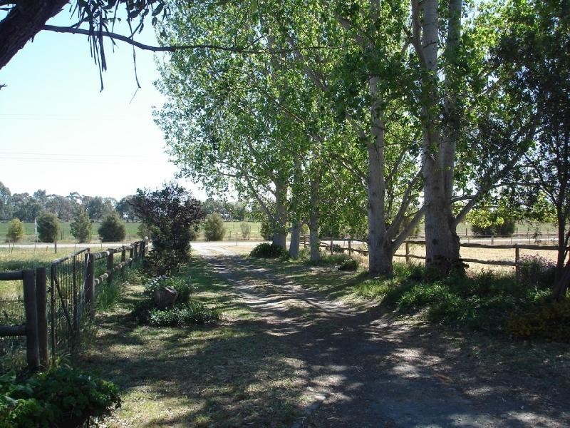 28 Palmer Road, Kyabram VIC 3620