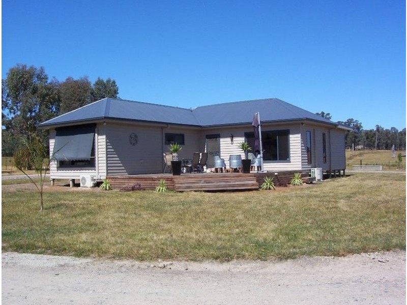 150 COLEMAN LANE, Benalla VIC 3672