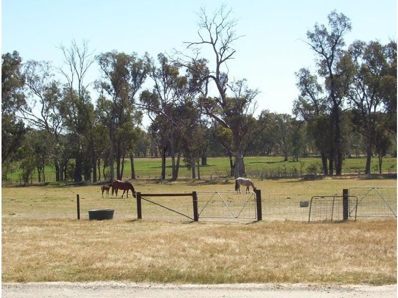 150 COLEMAN LANE, Benalla VIC 3672