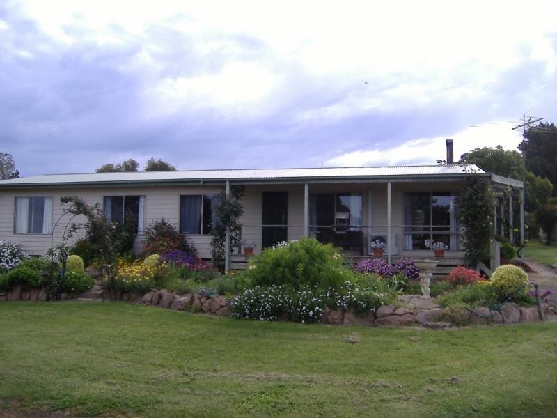 138 MOUNT GAMBIER ROAD, Casterton VIC 3311