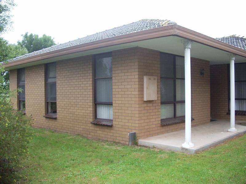 MYRTLEBANK RD, Sale VIC 3850