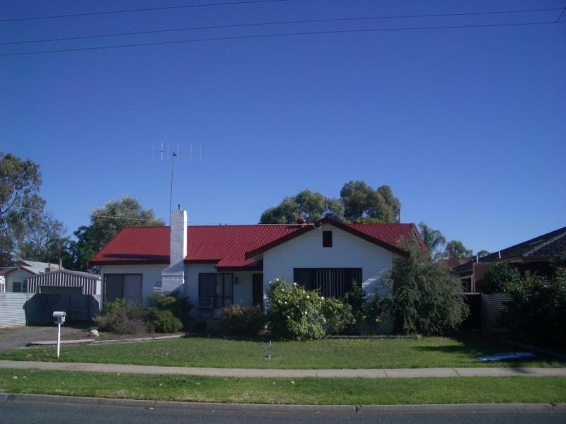 61 EDIS STREET, Kyabram VIC 3620