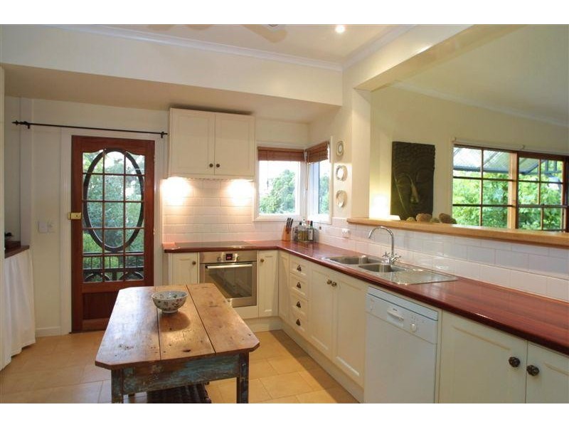 42 BENA ROAD, Korumburra VIC 3950