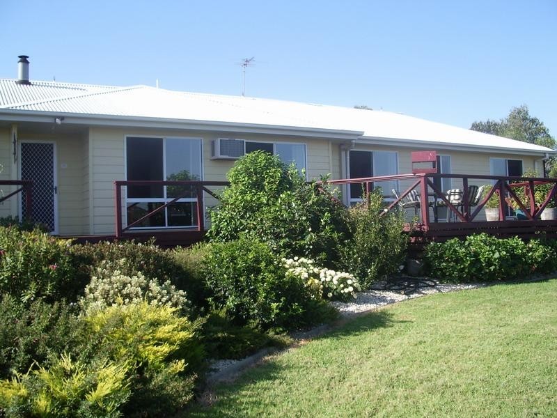 134 MUSTONS LANE, Heyfield VIC 3858
