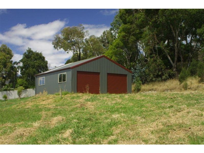19 WELSFORD STREET, Meeniyan VIC 3956
