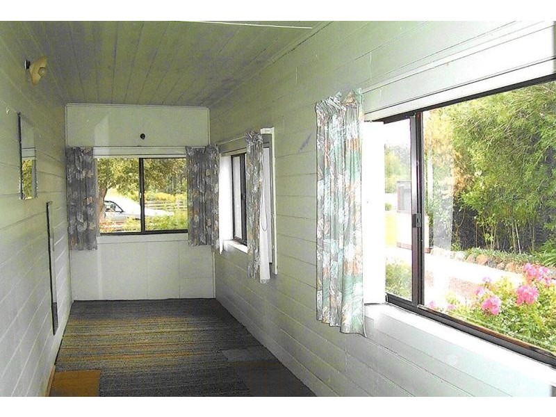 16 TOWNSEND STREET, Mortlake VIC 3272