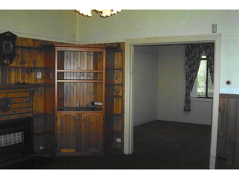 16 TOWNSEND STREET, Mortlake VIC 3272