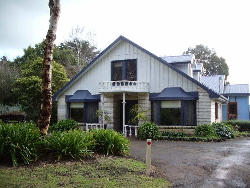 67 Caledonian Hill Road Bolwarra, Bolwarra VIC 3305
