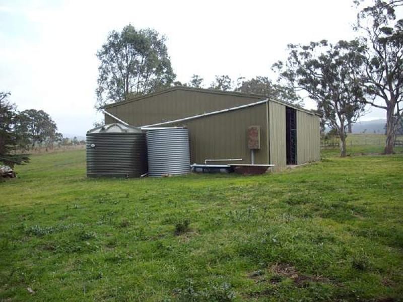 LICOLA RD, Glenmaggie VIC 3858