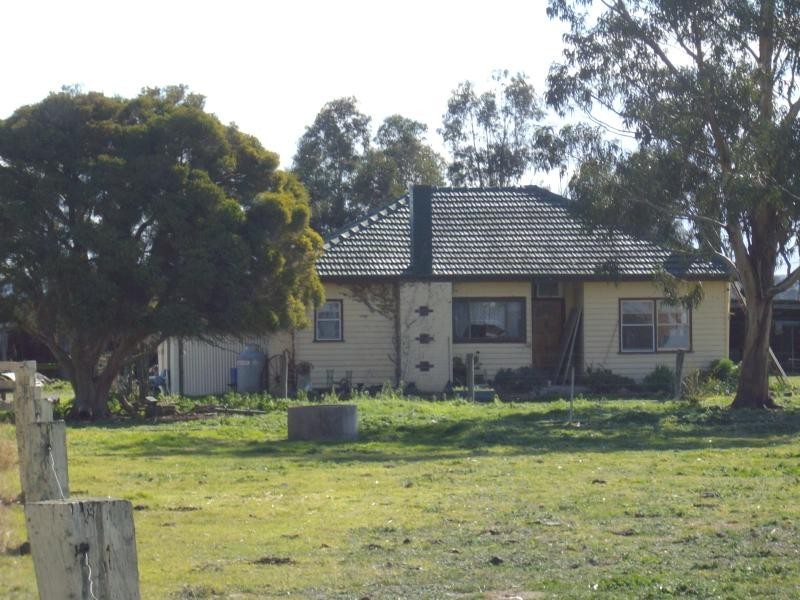 BACK BOISDALE ROAD, Boisdale VIC 3860
