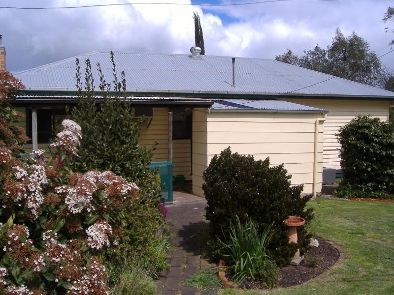 50 Mitchell Street, Casterton VIC 3311