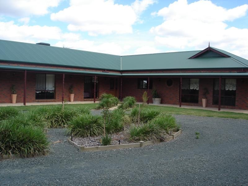 42 Aldersyde Drive, Kyabram VIC 3620