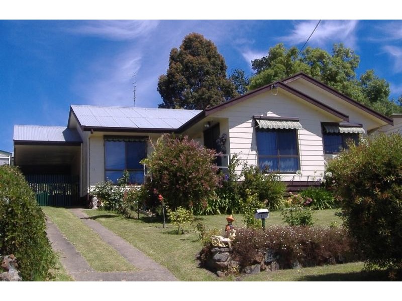 12 View Street, Casterton VIC 3311