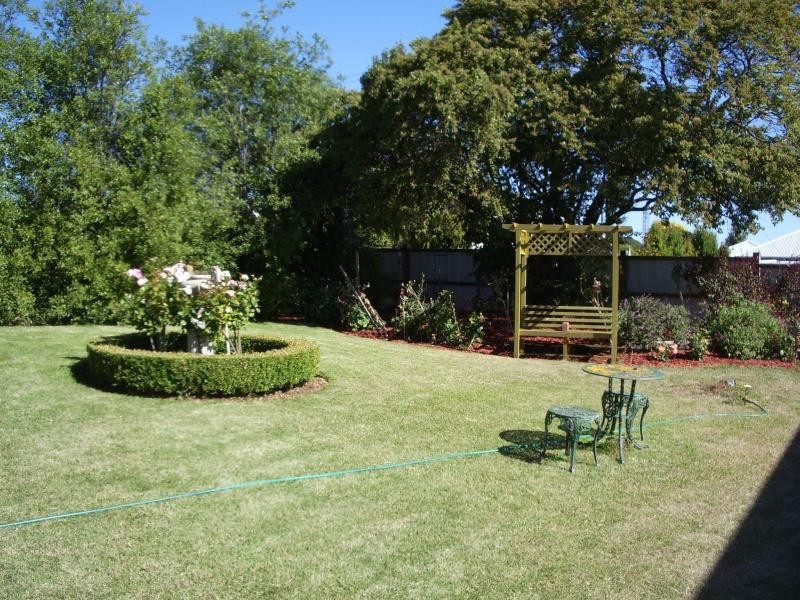 100 Commercial Road, Koroit VIC 3282