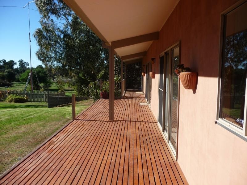 49 Honniball Drive, Tocumwal NSW 2714