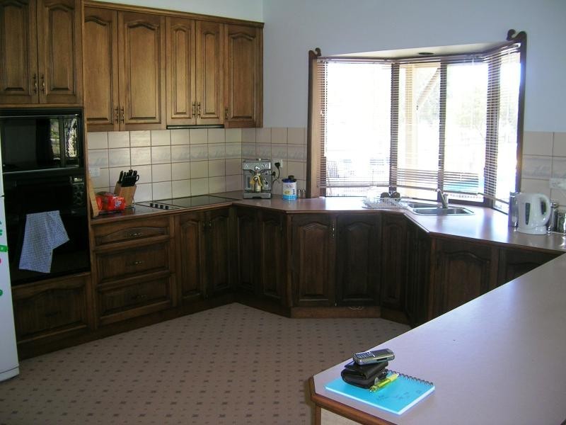 17 ENDICOTT ROAD, Alexandra VIC 3714