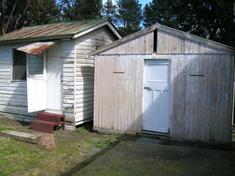 215 Goulburn Valley Hwy, Eildon VIC 3713